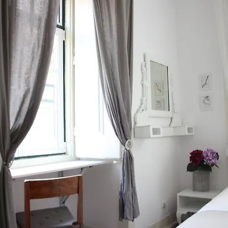 Charming In Alfama - Se11 *